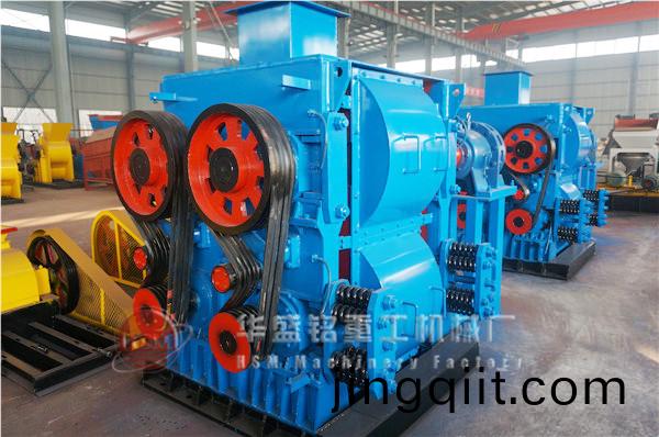四(si)輥破(po)碎(sui)機